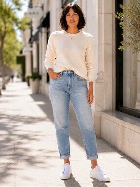 AMO Tomboy Jeans Sweet Cheeks Wash Size 31 Cropped Boyfriend Premium Denim